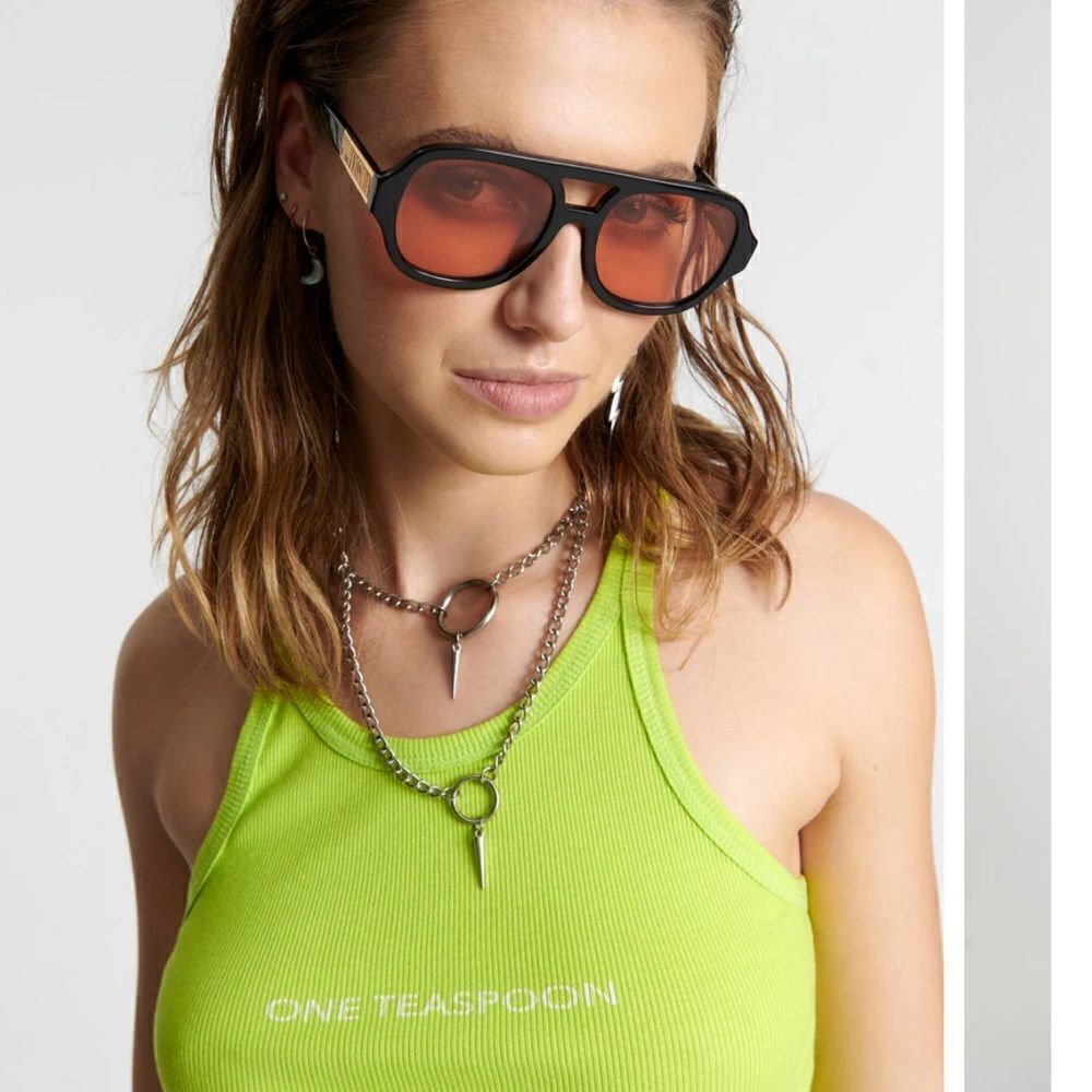 CYBER LIME ONE TEASPOON LOGO SINGLET New